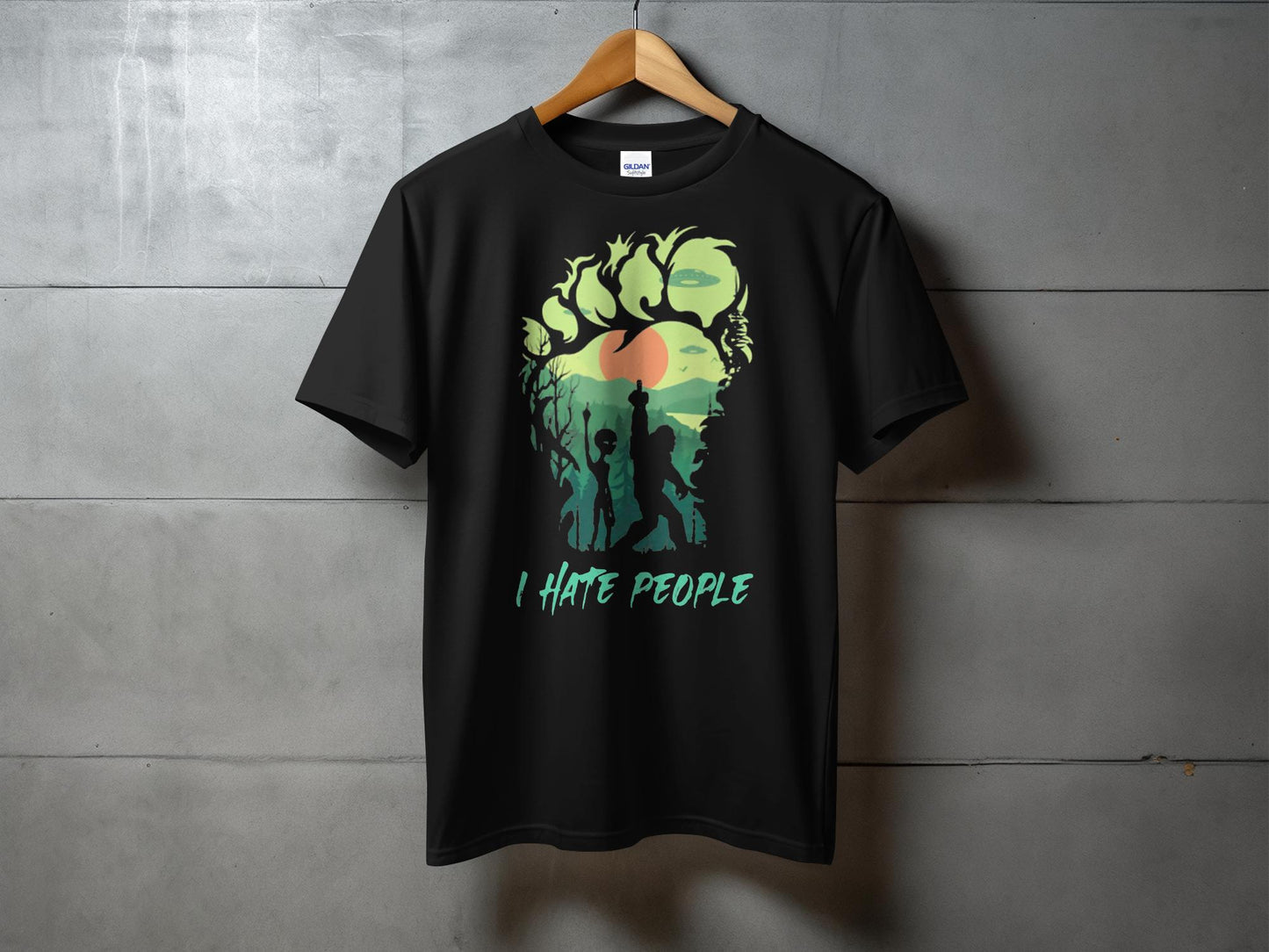 I Hate People Alien Bigfoot Design Unique T-Shirt