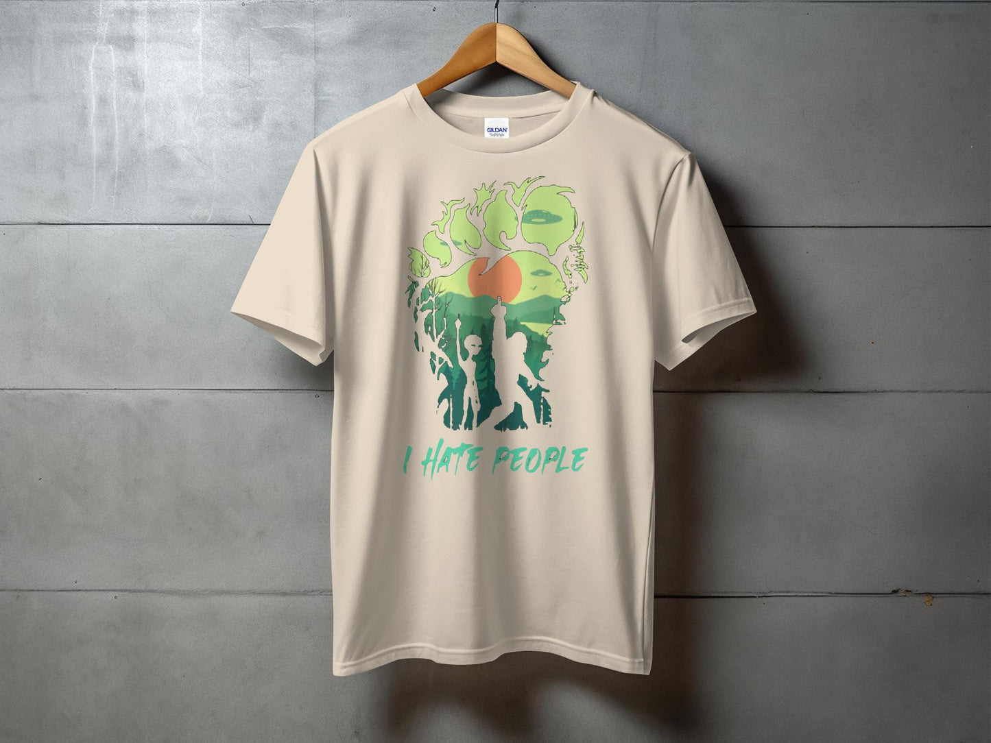 I Hate People Alien Bigfoot Design Unique T-Shirt