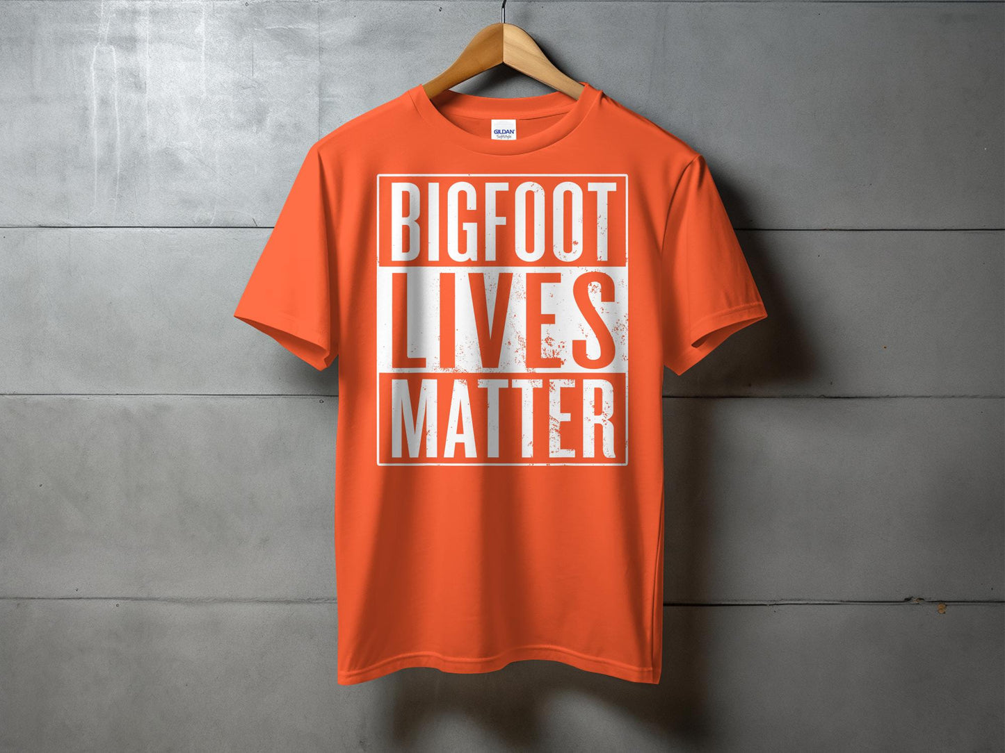 Bigfoot Lives Matter Fun Graphic Slogan T-Shirt