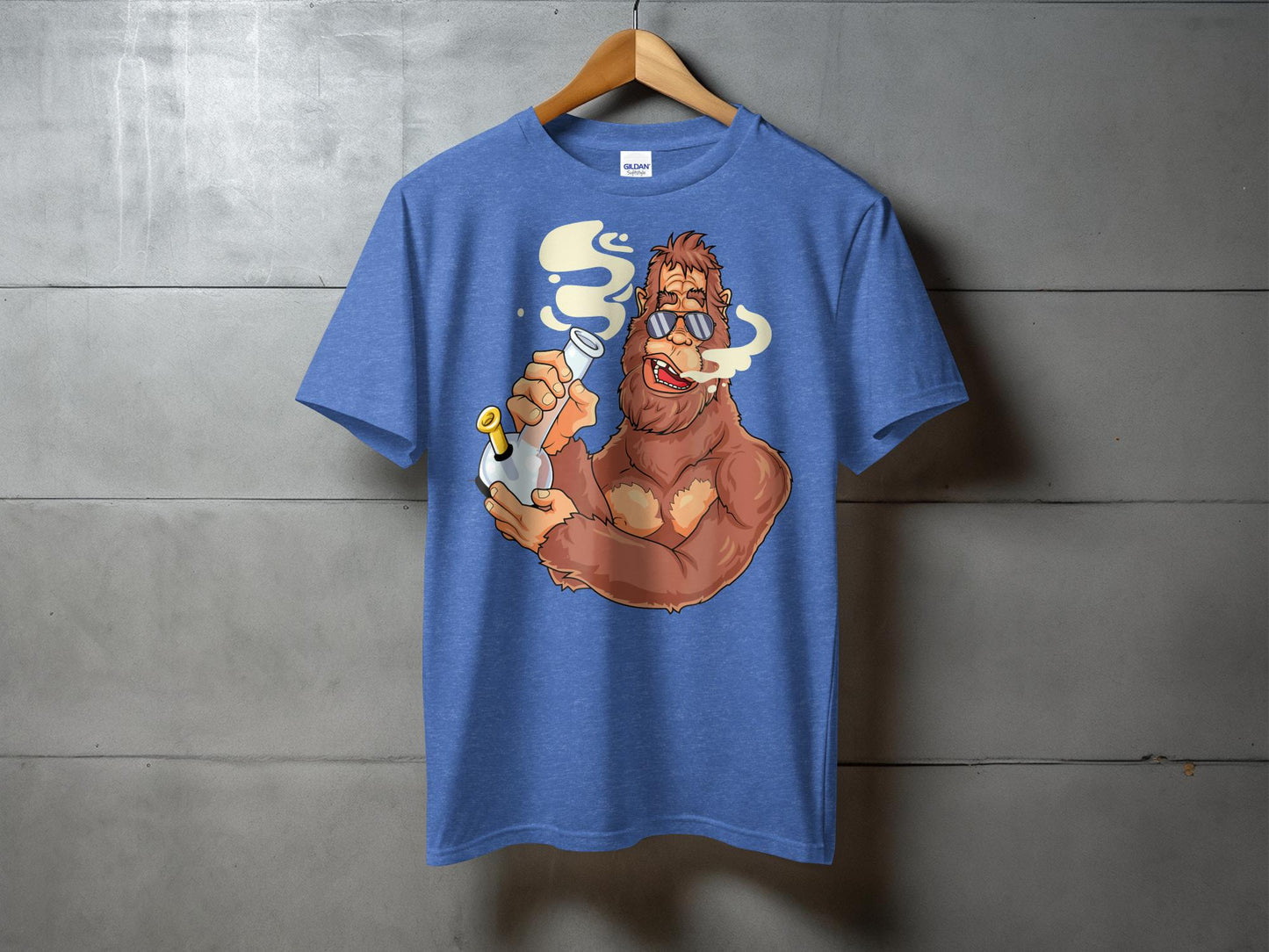 Bigfoot Smoking Glass Bong Retro Art T-Shirt