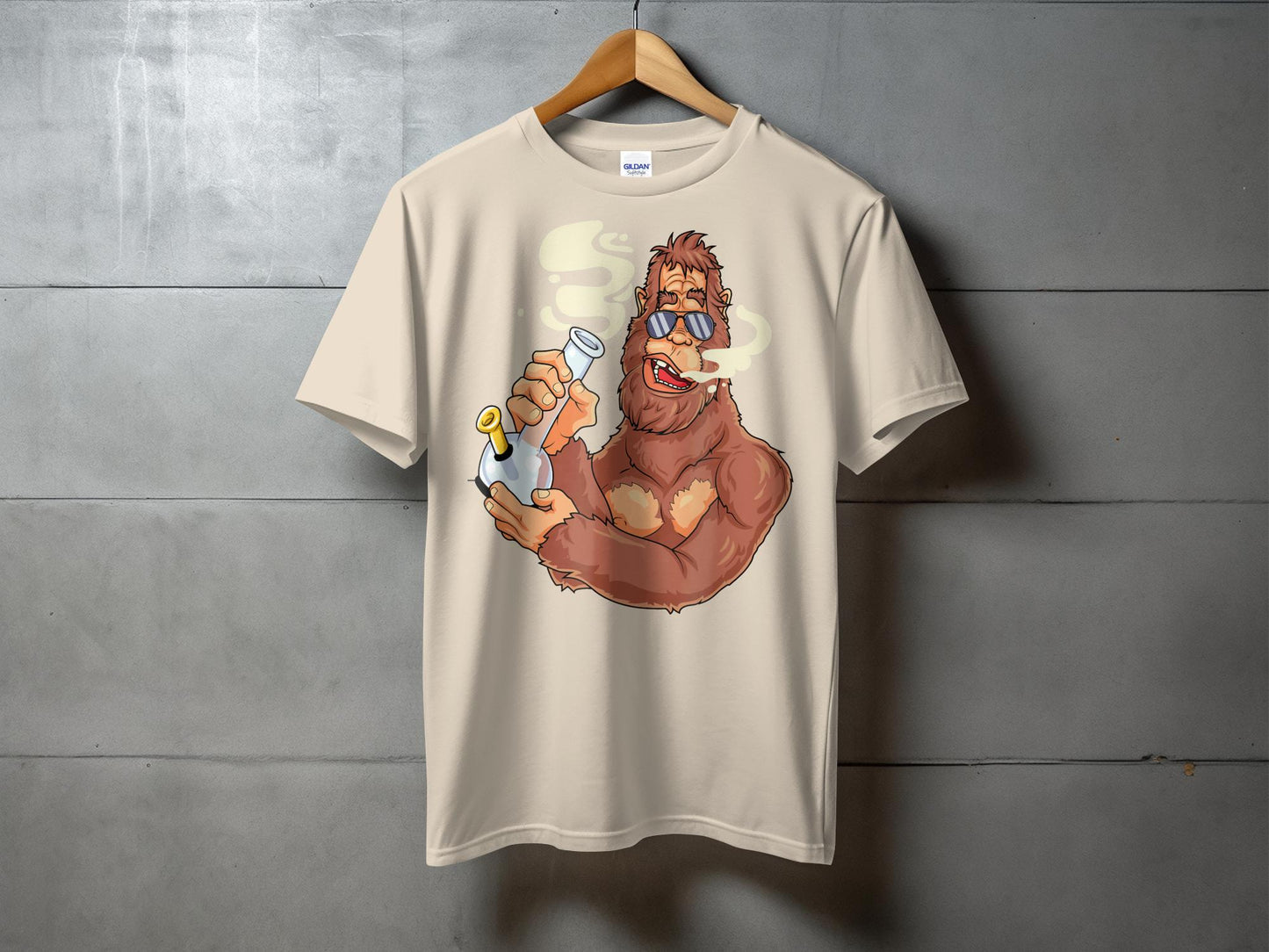 Bigfoot Smoking Glass Bong Retro Art T-Shirt